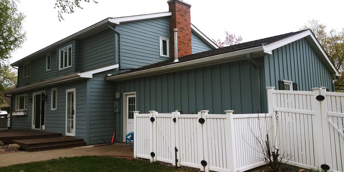 Exterior house repaint Minneapolis MN