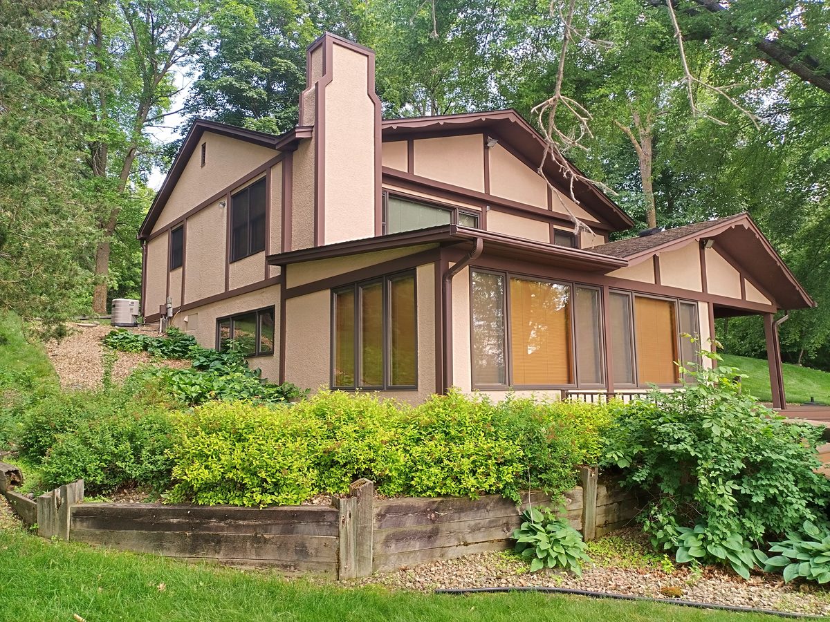 Professional exterior paint job Twin Cities